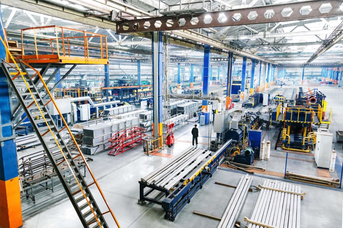 Industria ne pikiate bie 8.9 per qind ne T II, rekord historik